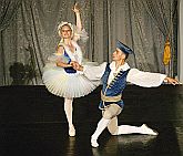 23. července 2004 - P. I. Čajkovskij - Labutí jezero - baletní pohádka na otáčivém hledišti, Mezinárodní hudební festival Český Krumlov, zdroj: © Auviex s.r.o., foto: Libor Sváček 